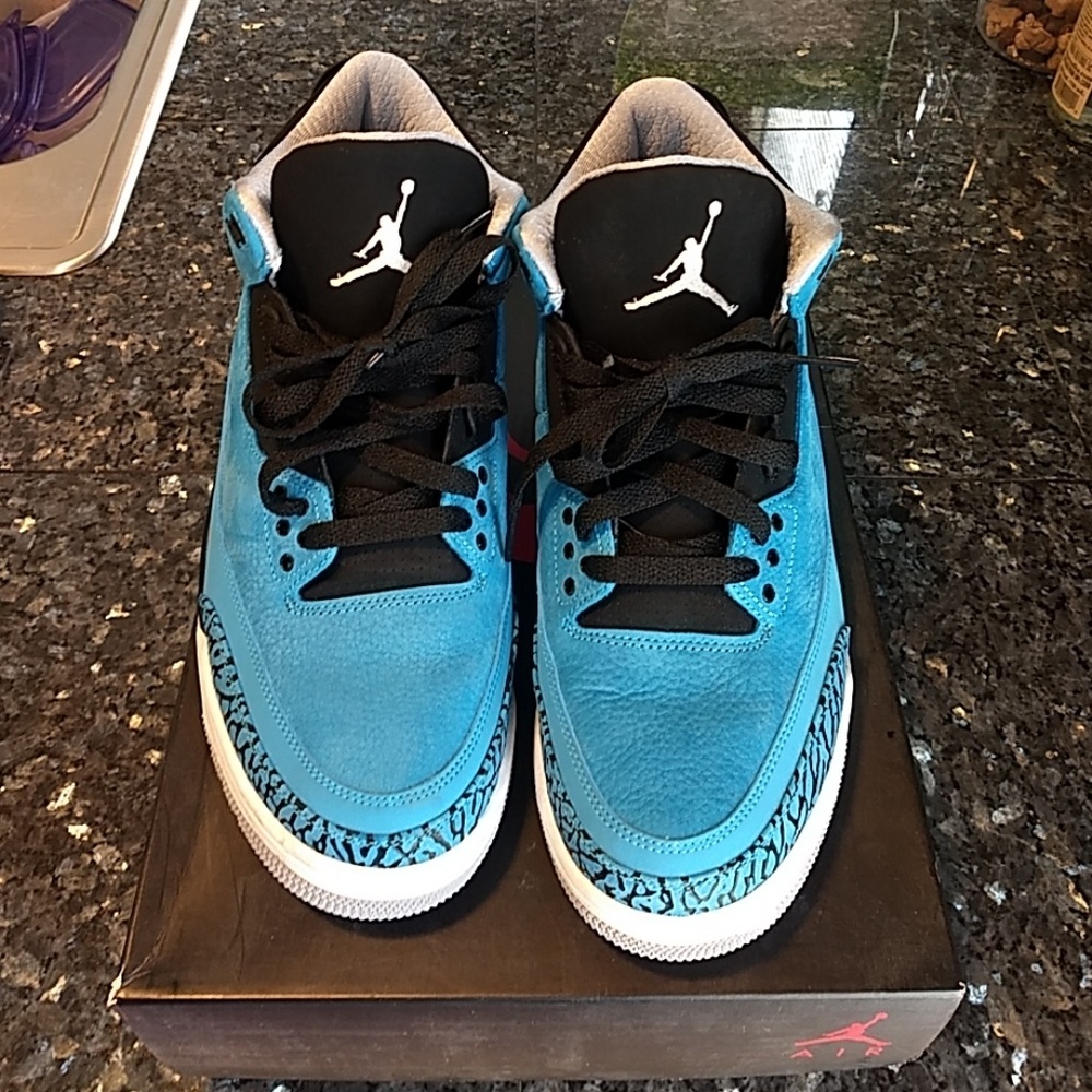 Air jordan 3 powder blue 10.5